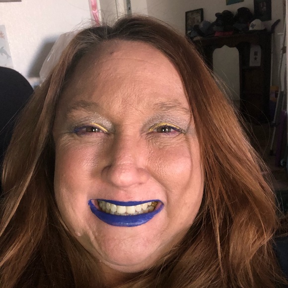 Meet your Posher, Princess - Picture 6 of 7